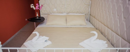 Номер стандарт с 1 двуспальной кроватью в Апельсин