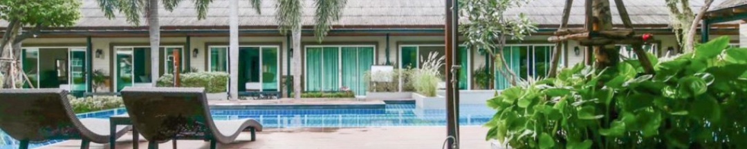 Номер Standard с красивым видом из окна в Nirundorn Resort