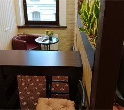 Апартаменты с просторной спальней, обеденной зоной и балконом в My Favourite Garden Hotel