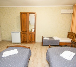 4-местный номер улучшенный в Art house