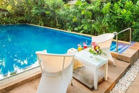 Патонг: Отель Lokal Phuket