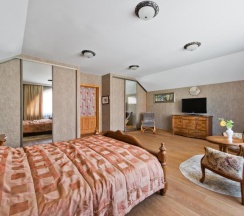 Номер Deluxe в Adeles Vila