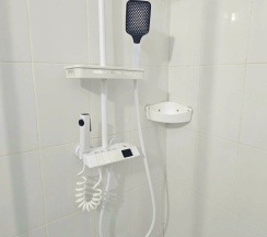 Двухместная студия с видом на реку двуспальная кровать в Барсук