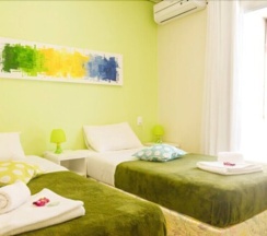 Двухместный люкс двуспальная кровать в Brazilodge All Suites Hostel