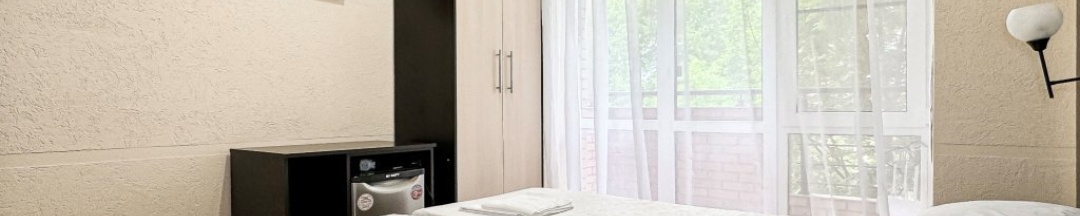 Двухместный номер Comfort с балконом и с красивым видом из окна двуспальная кровать в Привал