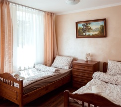Twin Standard в Чайка
