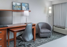 Четырёхместный номер Standard в Courtyard by Marriott Austin Parmer/Tech Ridge