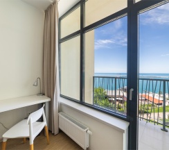 Двухкомнатные апартаменты с видом на море (2-5 этаж) в Real Apartments Sochi
