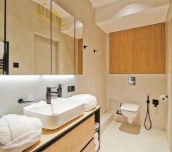 Люкс Плюс в Ластадие