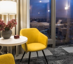 Комфорт для троих в Федерации 53 этаж в Panorama city hotel