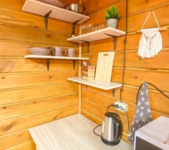 Двухместный номер с двуспальной кроватью с видом на горы в Hub House