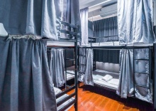 Кровать в общем номере в Oyo 514 Ali Hostel