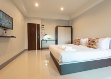 Двухместный номер Standard с балконом двуспальная кровать в J2 Residence Chiang Rai