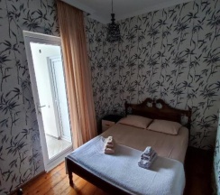 Двухместный номер Standard с балконом двуспальная кровать в Kobuleti Guest House