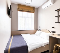 Стандарт в Тесла