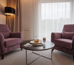 Номер люкс в Garden Hotel & SPA