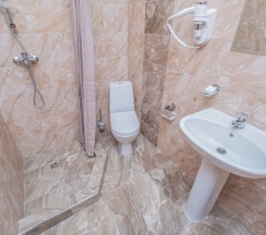 Трёхместный номер Comfort в Ланселот