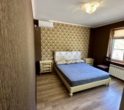 Коттедж с балконом в Villa Malibu