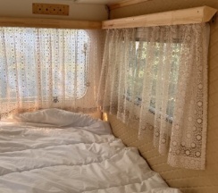 хиппи Tabbert в 1000 звезд