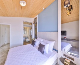 Номер Семейный в Hera Hotel
