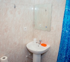Двухместный номер с 1 кроватью и ванной комнатой в ЗОО