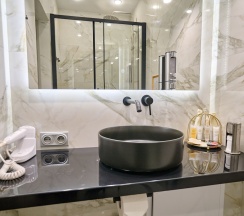 Улучшенный одноместный номер в Питер