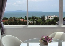 Двухместные апартаменты Studio Suite двуспальная кровать в Grand Residence Jomtien