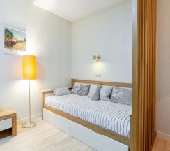 Апартаменты с балконом и с красивым видом из окна в RentPlaza