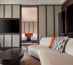Двухместный люкс Royal двуспальная кровать в Fairmont Singapore