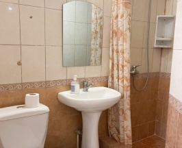 Бюджетный двухместный номер в Кристи