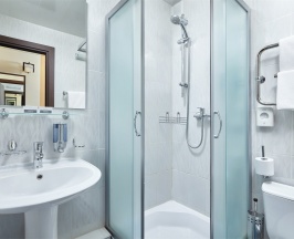 Комфорт с 1 кроватью (первой категории) в GRAND HOTEL OKA Business