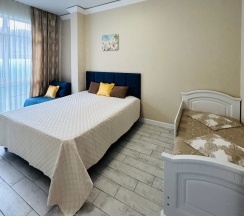 Апартаменты с балконом и с красивым видом из окна в Апартаменты ЖК Вальс в Сочи у моря 14