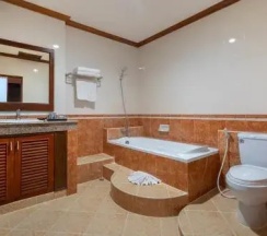 Номер семейный с балконом в Memory Karon Resort