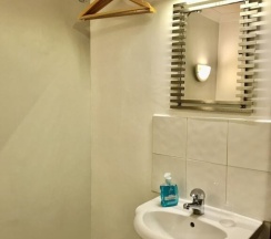 Номер Economy в Enrico Hotel
