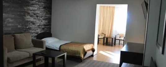 Трехместный стандарт (1 двуспальная и 1 односпальная) в Зарина