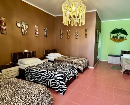 Кровать в 4-местном общем номере Мандела в Дом Радости