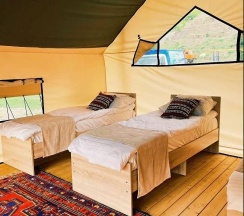 3-местное бунгало стандарт в Горный Ветер by Reston