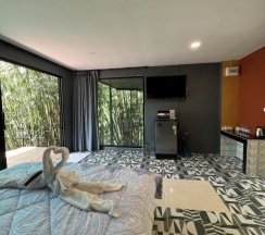 Одноместная студия с видом на сад в Ton Pling Khao Lak Villa