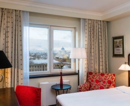 Улучшенный двухместный номер с двуспальной кроватью в Cosmos St. Petersburg Olympia Garden Hotel