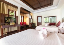 Бунгало Deluxe с видом на море в Khaolak Bay Front Resort