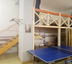 Кровать в общем номере в Облако
