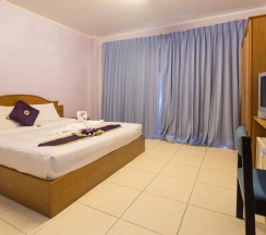 Номер Standard c 1 комнатой в "room in Guest Room - Guesthouse & Restaurant Belvedere - Central Bedroom With Ac Near Patong Beach"
