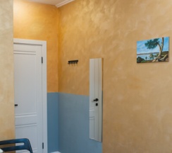 Номер с двумя раздельными кроватями и собственной ванной комнатой в Goldie Home