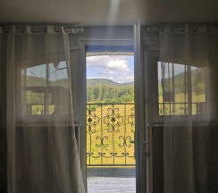 1-комнатные апартаменты стандарт (мансарда) в Широкий дол