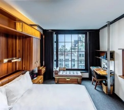 Двухместный полулюкс с видом на город (двуспальная кровать) в Le Meridien New York, Central Park