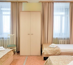 Кровать в 4-местном общем номере в Smart Hotel KDO Тюмень