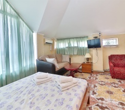Семейный двухкомнатный номер в Черномор