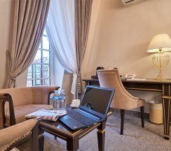 Люкс Классический в Author Boutique Hotel