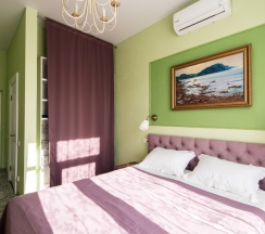 Улучшенный с балконом в Серый гусь