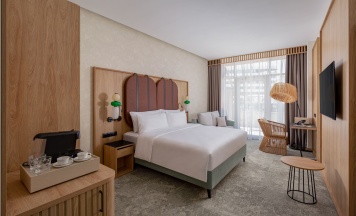 Deluxe special pool view (номер для людей с ограниченными возможностями) в Funf Luxury Resort&SPA Anapa Miracleon